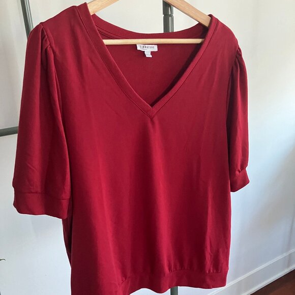 Burgundy v-neck sweatshirt with short sleeves and shoulder detail - Picture 3 of 10
